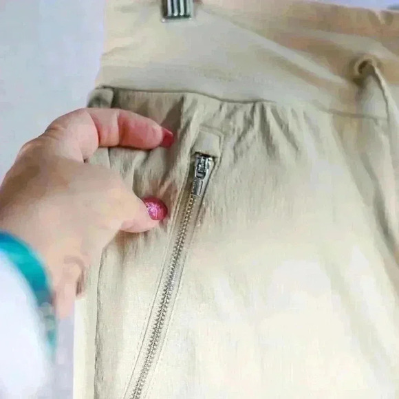 Athleta Size 4 Tan Trekkie North Jogger stretch, athletic, zippers - Picture 4 of 14